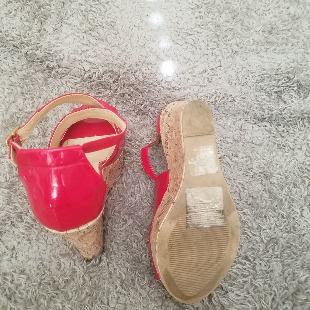 Shoes - Picture 5 of 5